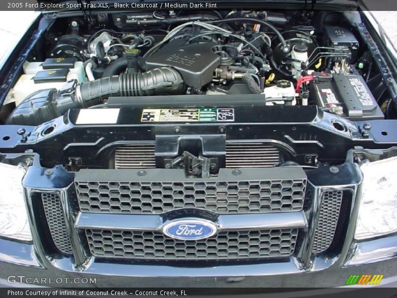 Black Clearcoat / Medium Dark Flint 2005 Ford Explorer Sport Trac XLS