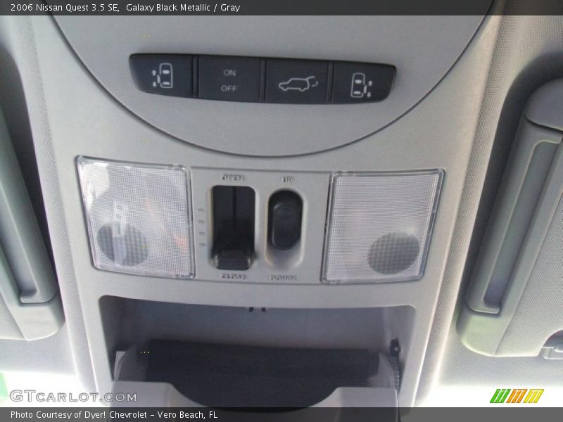 Galaxy Black Metallic / Gray 2006 Nissan Quest 3.5 SE