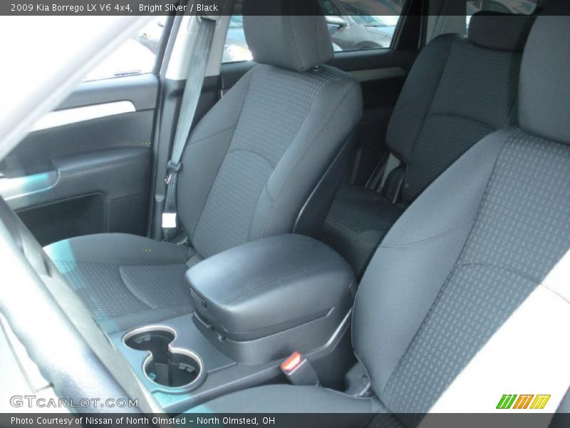 Bright Silver / Black 2009 Kia Borrego LX V6 4x4