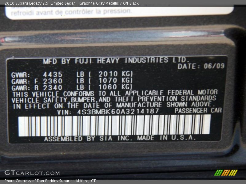 Graphite Gray Metallic / Off Black 2010 Subaru Legacy 2.5i Limited Sedan