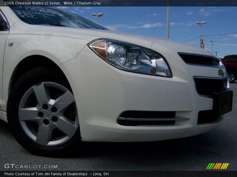 White / Titanium Gray 2008 Chevrolet Malibu LS Sedan