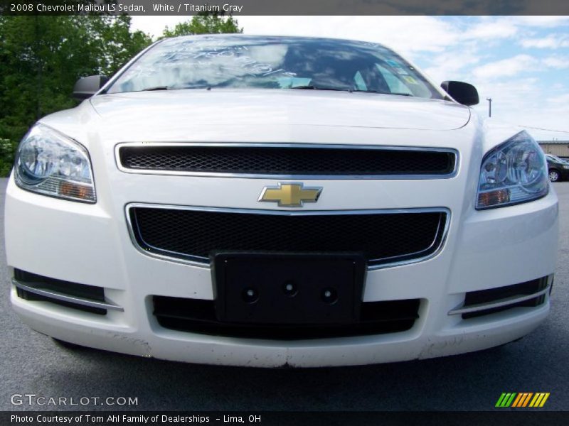White / Titanium Gray 2008 Chevrolet Malibu LS Sedan