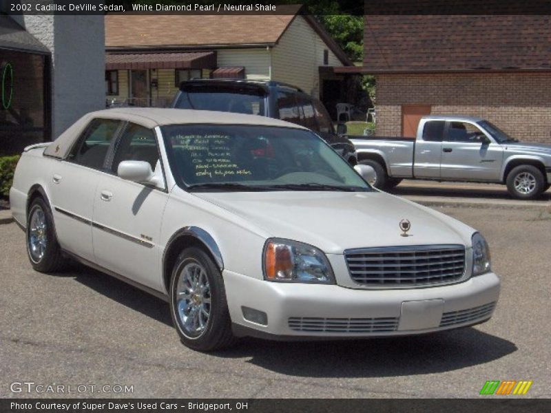 White Diamond Pearl / Neutral Shale 2002 Cadillac DeVille Sedan