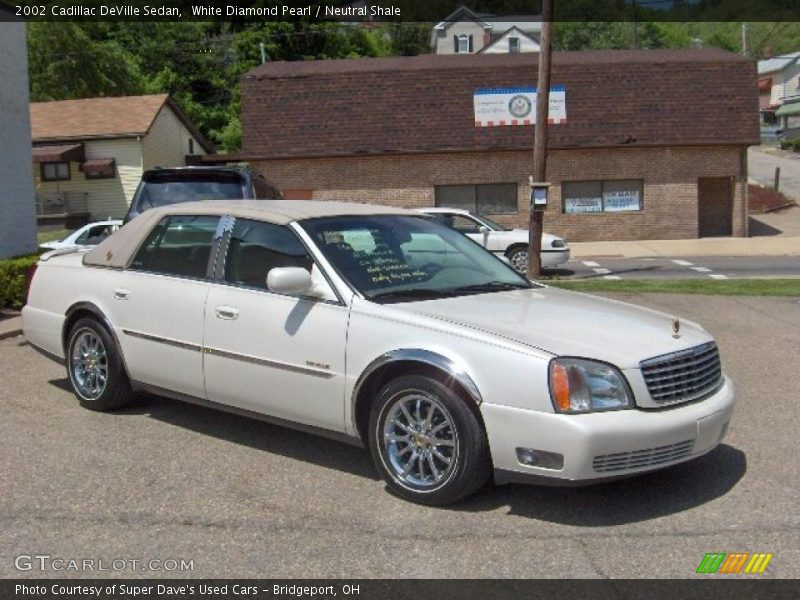 White Diamond Pearl / Neutral Shale 2002 Cadillac DeVille Sedan