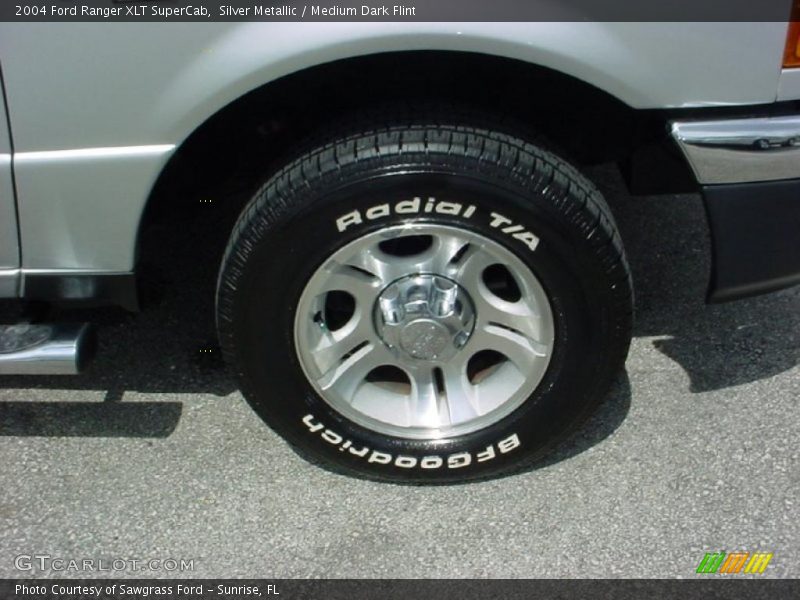 Silver Metallic / Medium Dark Flint 2004 Ford Ranger XLT SuperCab