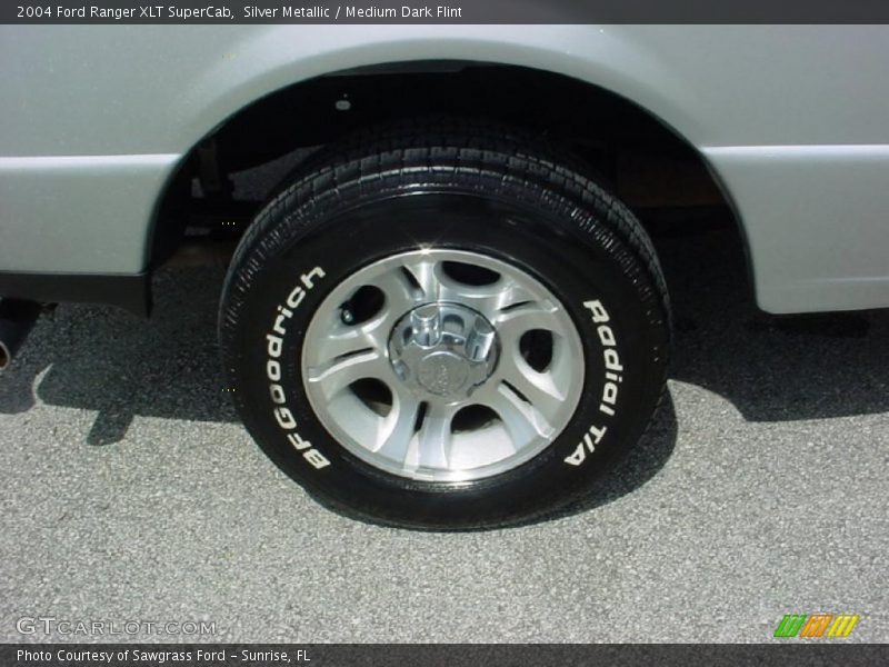 Silver Metallic / Medium Dark Flint 2004 Ford Ranger XLT SuperCab
