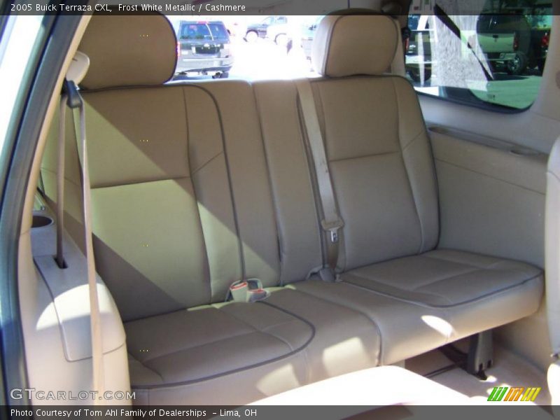 Frost White Metallic / Cashmere 2005 Buick Terraza CXL
