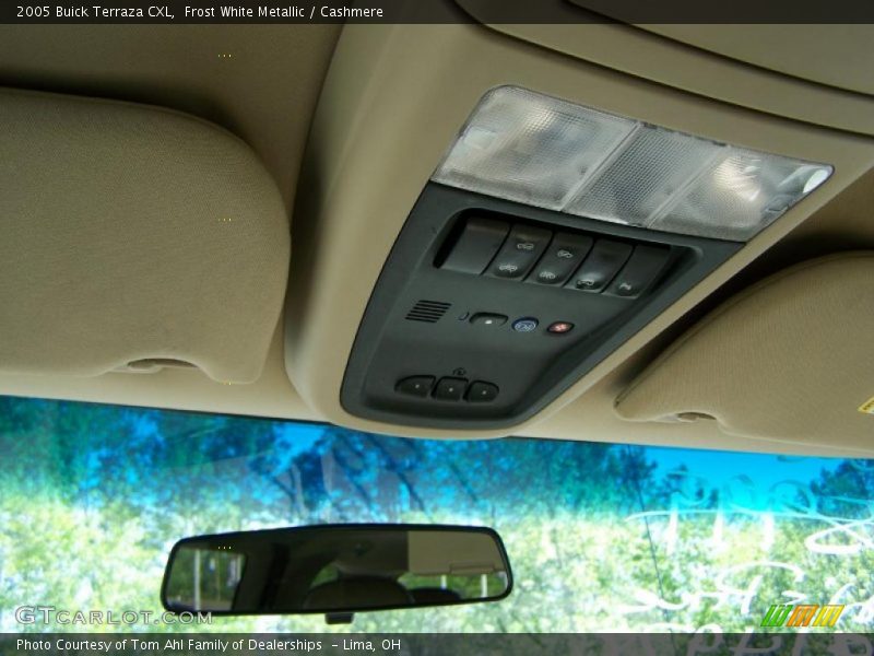 Frost White Metallic / Cashmere 2005 Buick Terraza CXL