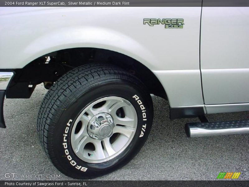 Silver Metallic / Medium Dark Flint 2004 Ford Ranger XLT SuperCab