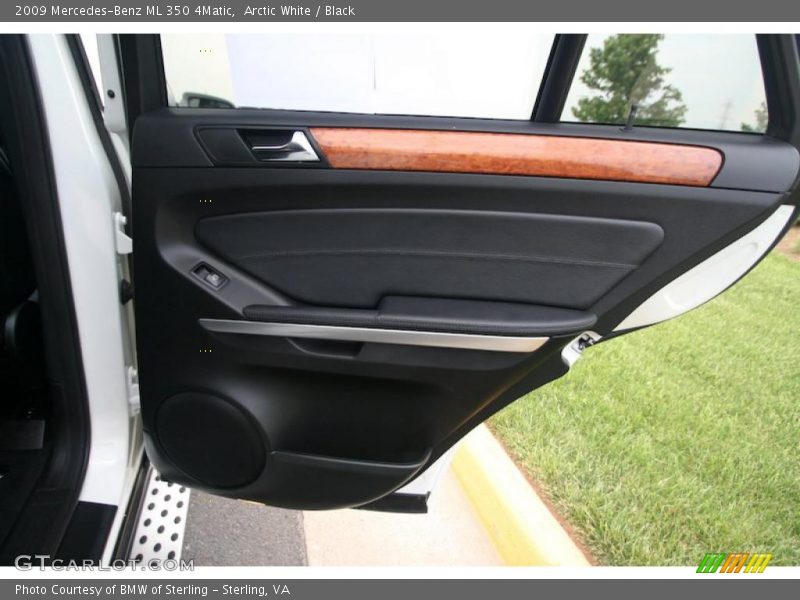 Arctic White / Black 2009 Mercedes-Benz ML 350 4Matic