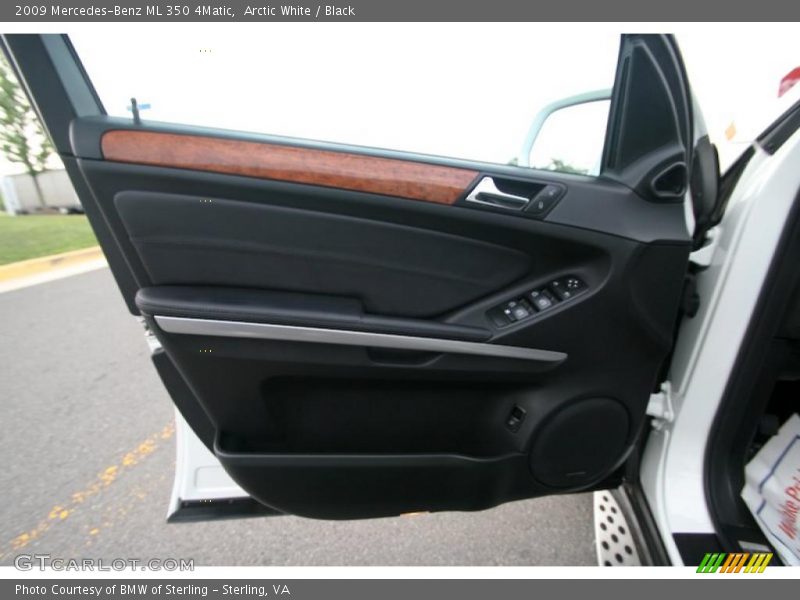 Arctic White / Black 2009 Mercedes-Benz ML 350 4Matic