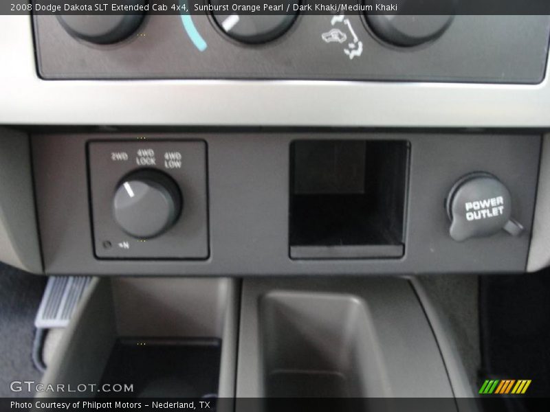 Sunburst Orange Pearl / Dark Khaki/Medium Khaki 2008 Dodge Dakota SLT Extended Cab 4x4