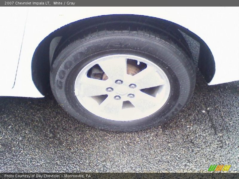 White / Gray 2007 Chevrolet Impala LT
