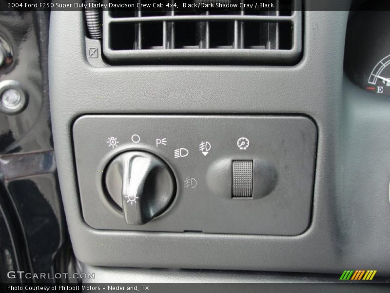 Black/Dark Shadow Gray / Black 2004 Ford F250 Super Duty Harley Davidson Crew Cab 4x4