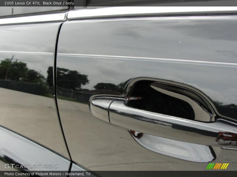 Black Onyx / Ivory 2005 Lexus GX 470