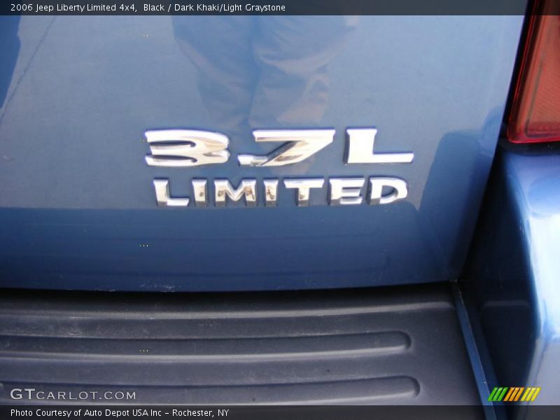 Black / Dark Khaki/Light Graystone 2006 Jeep Liberty Limited 4x4