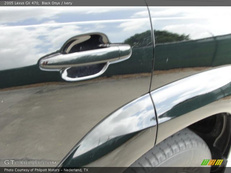 Black Onyx / Ivory 2005 Lexus GX 470