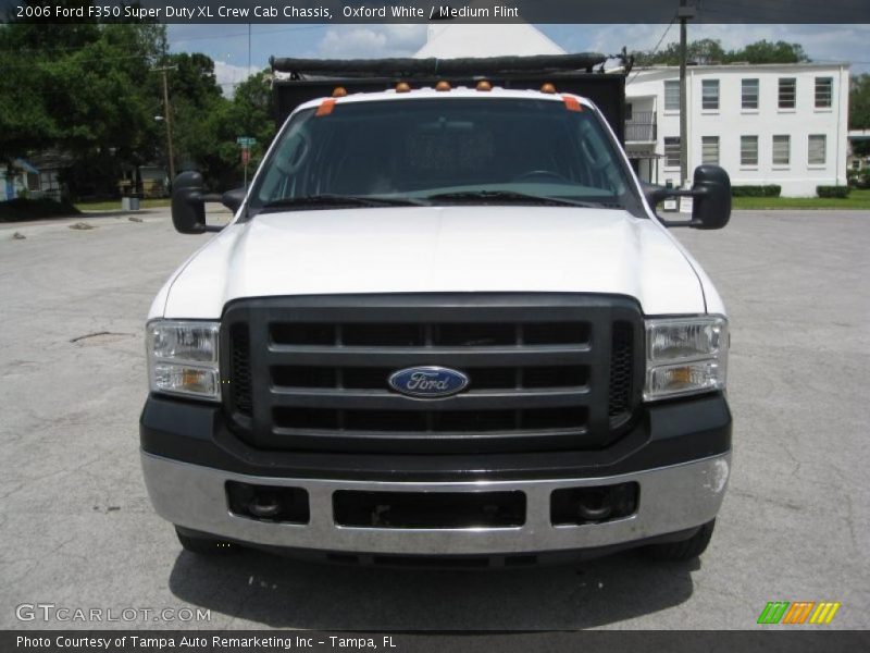 Oxford White / Medium Flint 2006 Ford F350 Super Duty XL Crew Cab Chassis