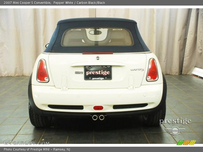 Pepper White / Carbon Black/Black 2007 Mini Cooper S Convertible