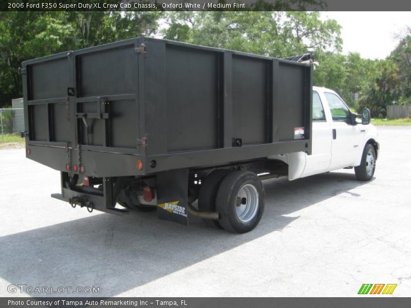 Oxford White / Medium Flint 2006 Ford F350 Super Duty XL Crew Cab Chassis