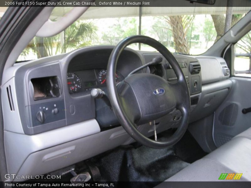 Oxford White / Medium Flint 2006 Ford F350 Super Duty XL Crew Cab Chassis