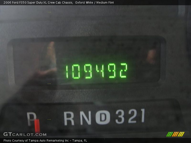 Oxford White / Medium Flint 2006 Ford F350 Super Duty XL Crew Cab Chassis