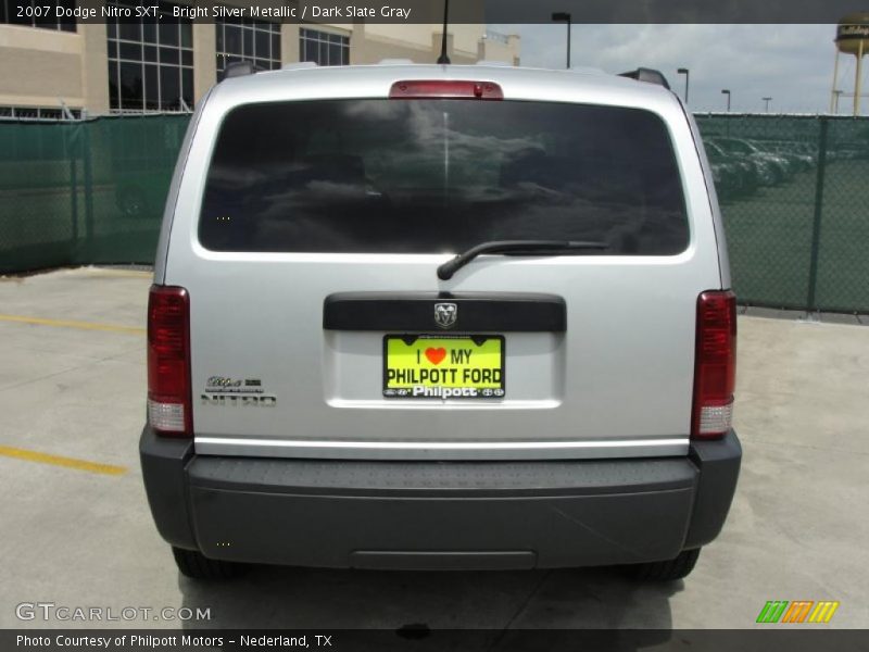 Bright Silver Metallic / Dark Slate Gray 2007 Dodge Nitro SXT