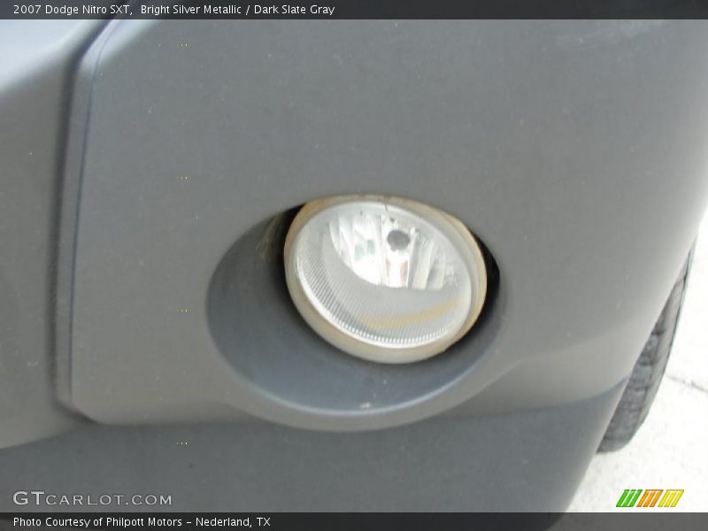 Bright Silver Metallic / Dark Slate Gray 2007 Dodge Nitro SXT