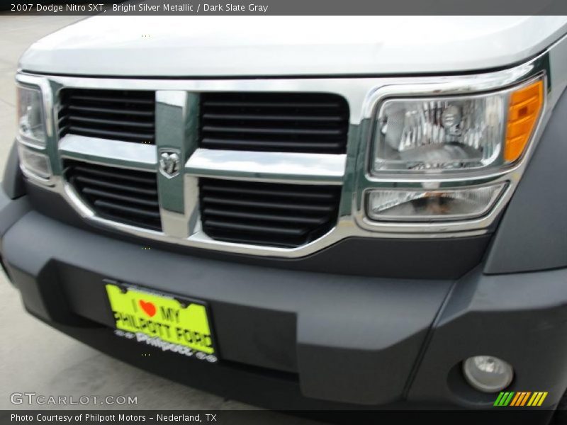Bright Silver Metallic / Dark Slate Gray 2007 Dodge Nitro SXT