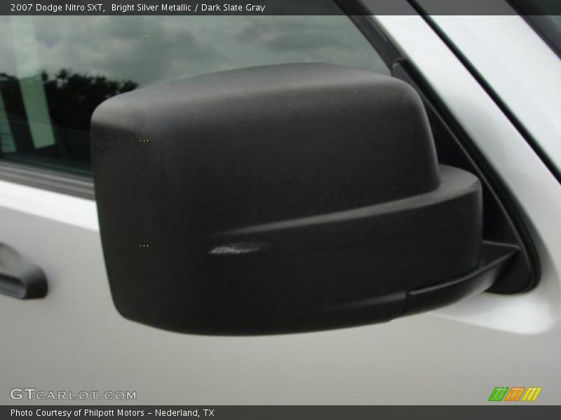 Bright Silver Metallic / Dark Slate Gray 2007 Dodge Nitro SXT