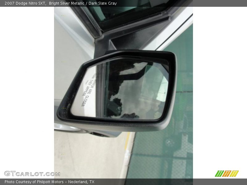 Bright Silver Metallic / Dark Slate Gray 2007 Dodge Nitro SXT