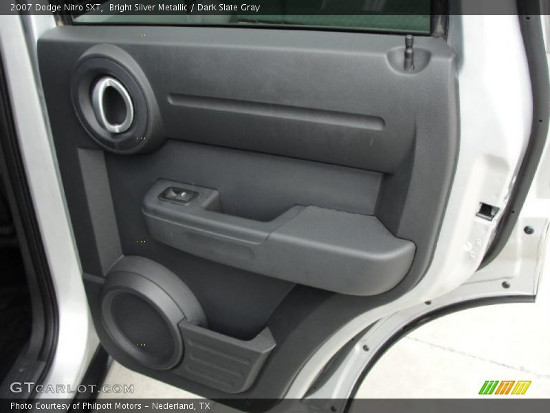 Bright Silver Metallic / Dark Slate Gray 2007 Dodge Nitro SXT