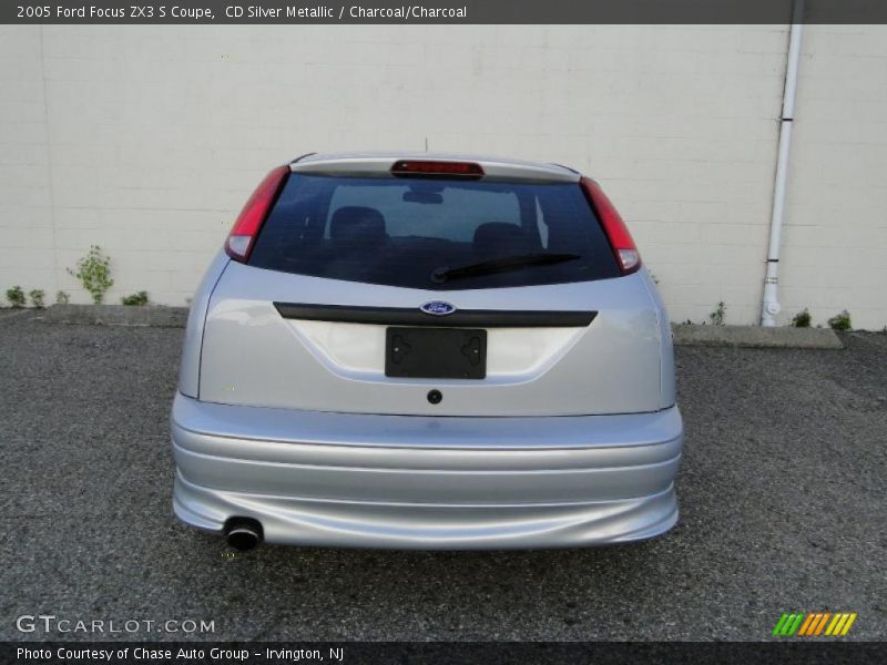 CD Silver Metallic / Charcoal/Charcoal 2005 Ford Focus ZX3 S Coupe