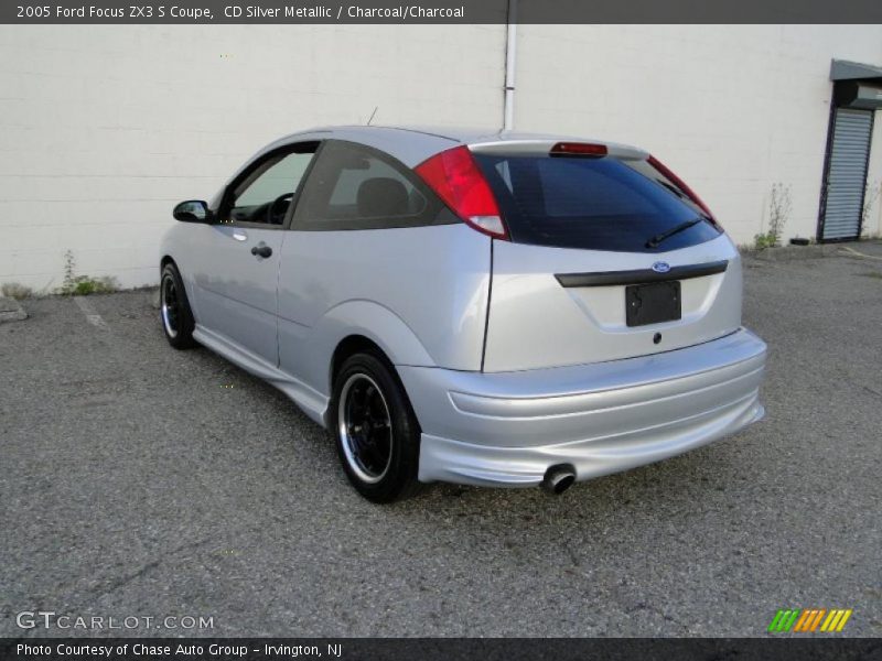 CD Silver Metallic / Charcoal/Charcoal 2005 Ford Focus ZX3 S Coupe