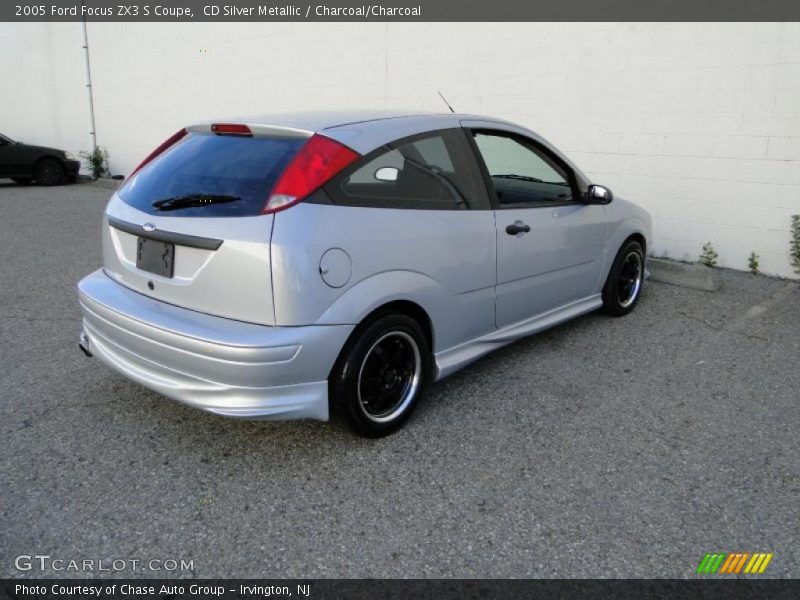 CD Silver Metallic / Charcoal/Charcoal 2005 Ford Focus ZX3 S Coupe