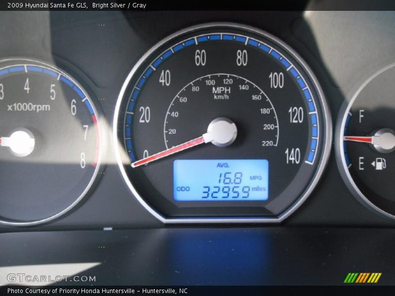 Bright Silver / Gray 2009 Hyundai Santa Fe GLS