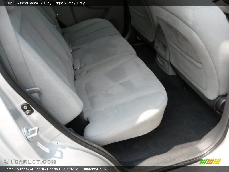 Bright Silver / Gray 2009 Hyundai Santa Fe GLS