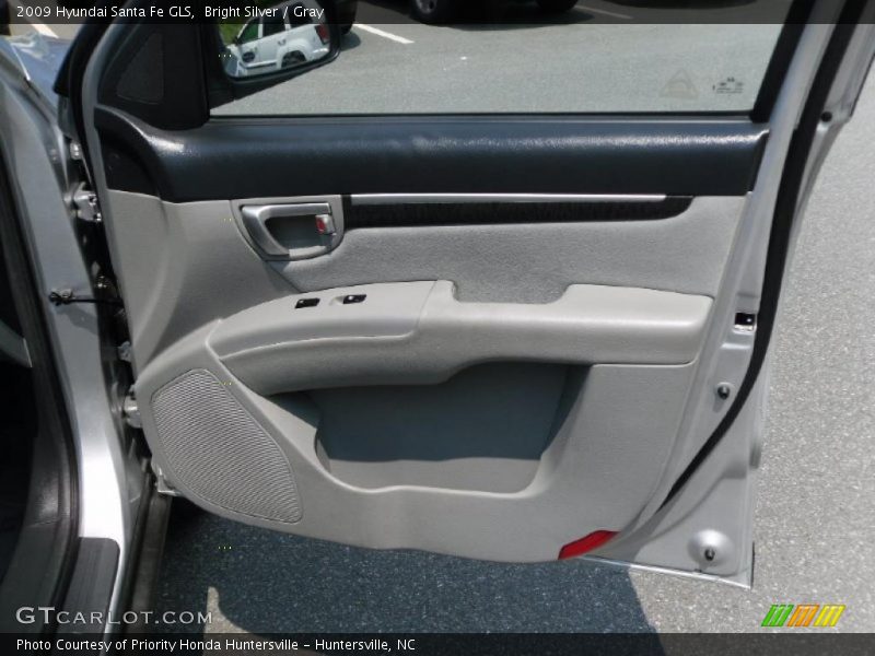 Bright Silver / Gray 2009 Hyundai Santa Fe GLS