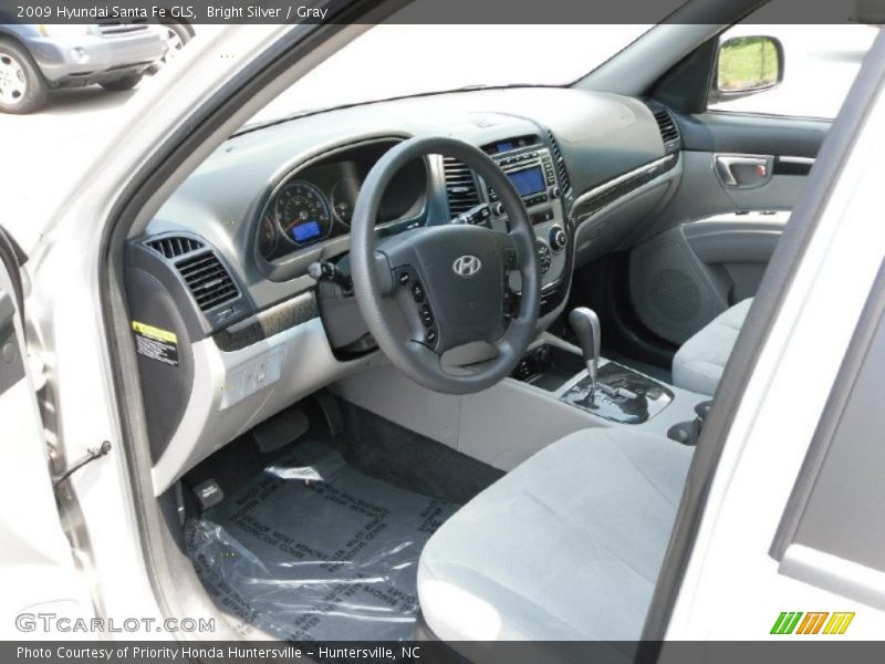 Bright Silver / Gray 2009 Hyundai Santa Fe GLS