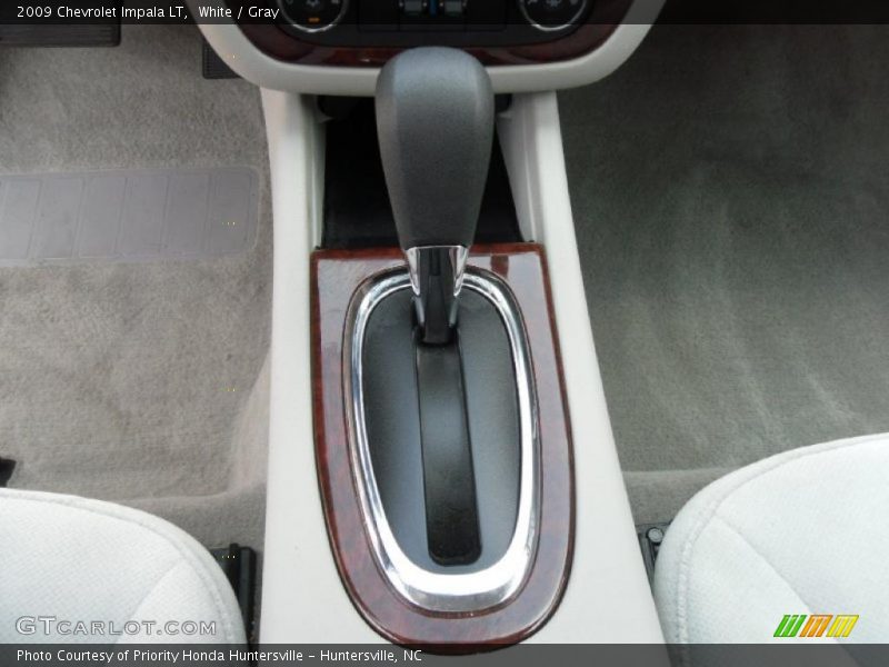 White / Gray 2009 Chevrolet Impala LT