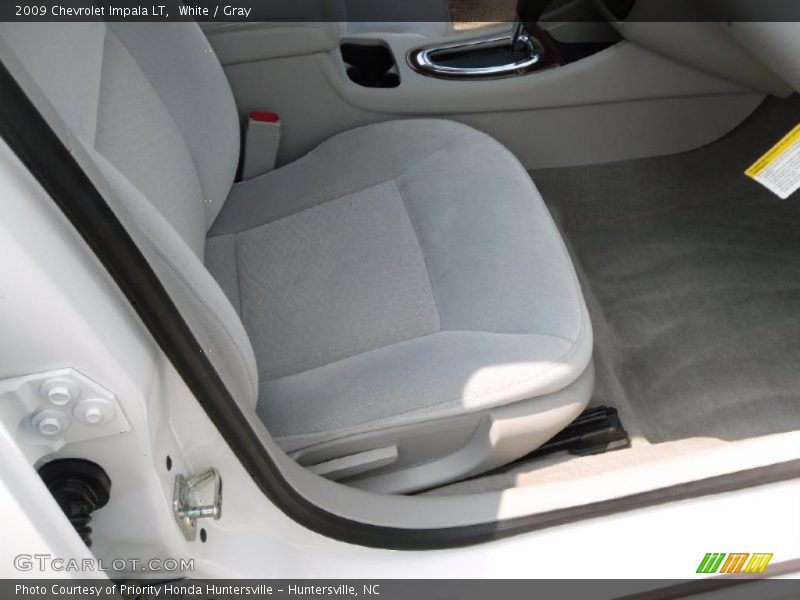 White / Gray 2009 Chevrolet Impala LT