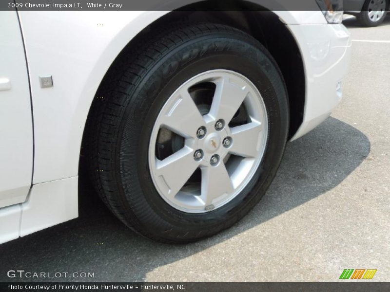 White / Gray 2009 Chevrolet Impala LT