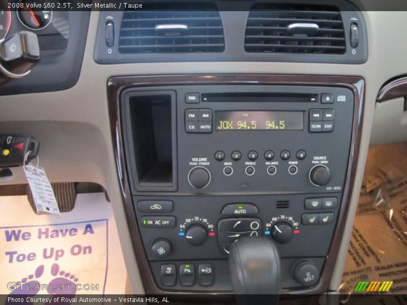 Silver Metallic / Taupe 2008 Volvo S60 2.5T