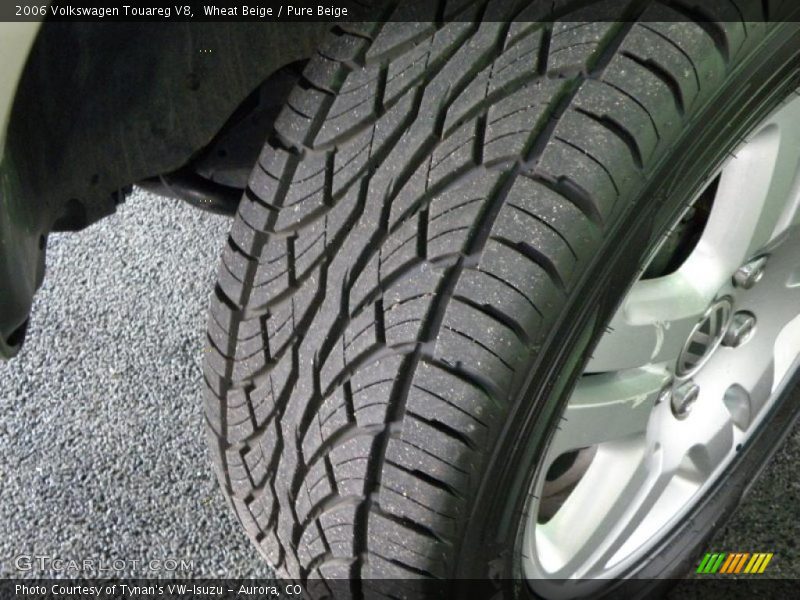 Wheat Beige / Pure Beige 2006 Volkswagen Touareg V8