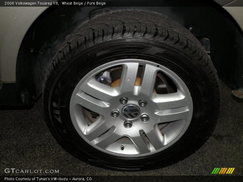 Wheat Beige / Pure Beige 2006 Volkswagen Touareg V8