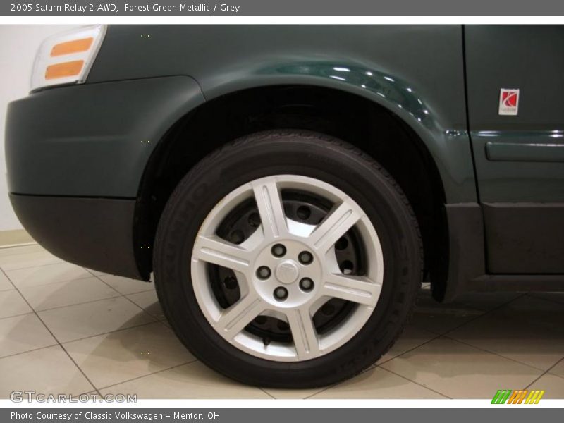 Forest Green Metallic / Grey 2005 Saturn Relay 2 AWD