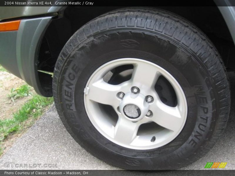 Granite Metallic / Gray 2004 Nissan Xterra XE 4x4