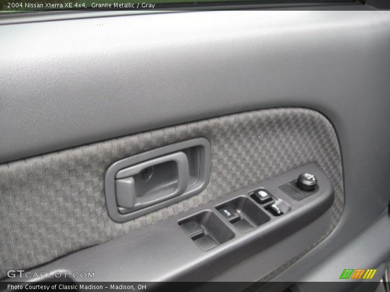 Granite Metallic / Gray 2004 Nissan Xterra XE 4x4