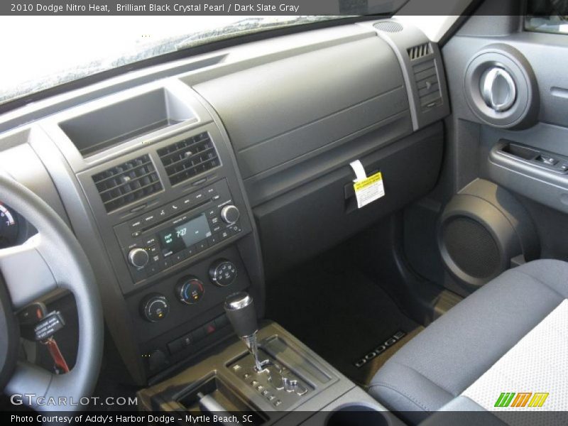 Brilliant Black Crystal Pearl / Dark Slate Gray 2010 Dodge Nitro Heat