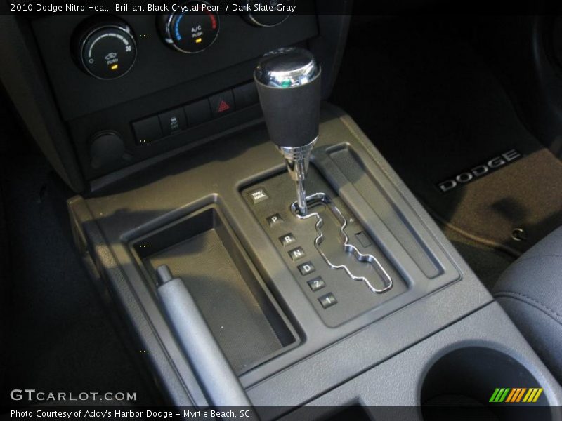 Brilliant Black Crystal Pearl / Dark Slate Gray 2010 Dodge Nitro Heat